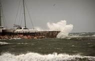 Χιόνια, βροχές και θυελλώδεις άνεμοι σε όλη τη χώρα